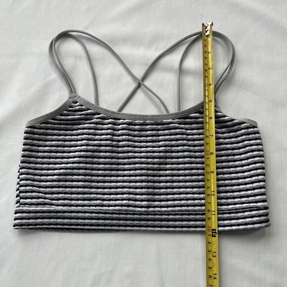Colsie Striped Crop Tank Top Black White Gray Size M - Picture 7 of 9